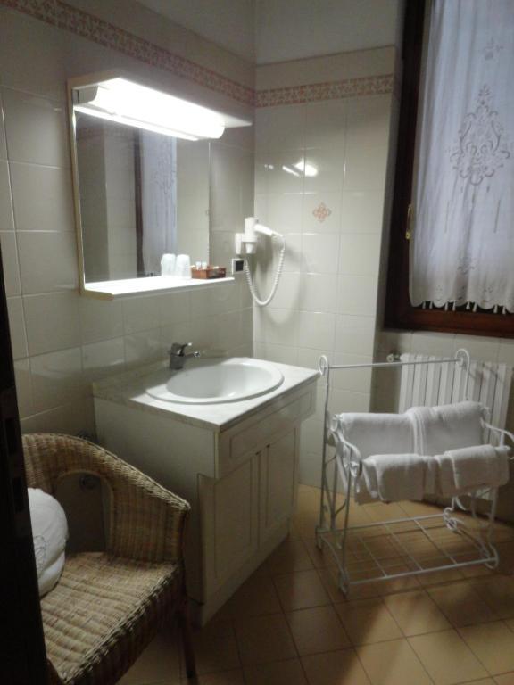 Albergo & Ristorante Selvatico Rivanazzano Terme Habitación foto
