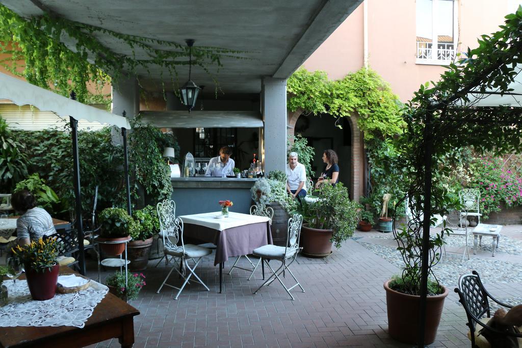 Albergo & Ristorante Selvatico Rivanazzano Terme Exterior foto